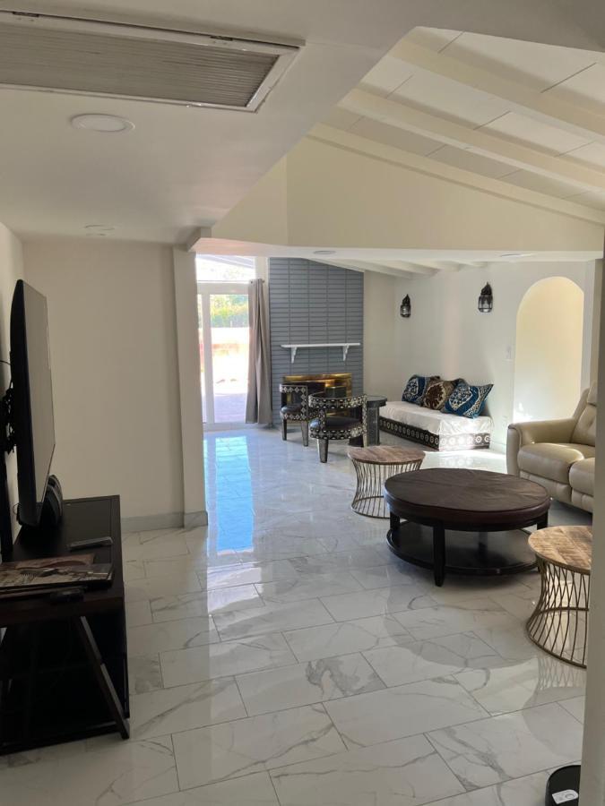 Moroccan Style Home With Swimming Pool Лос-Анджелес Екстер'єр фото